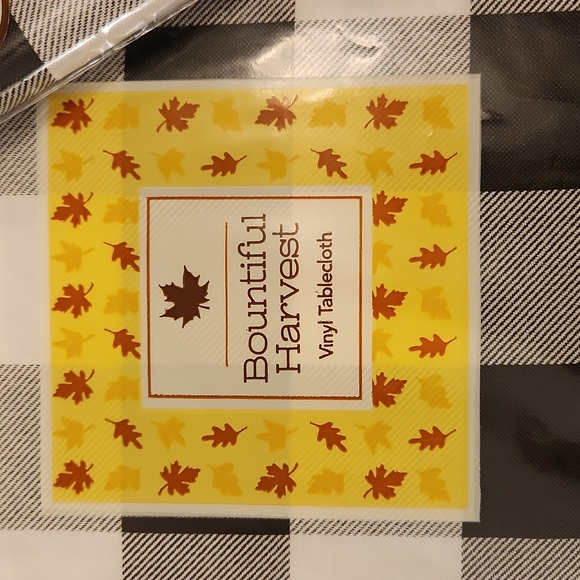 Buffalo check table cloth. - Picture 6 of 6